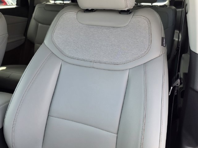 Used 2025 Ford Explorer Active w/ Active Comfort Package RWD image 15
