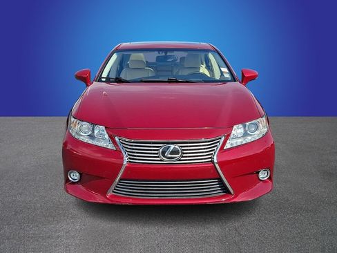 Used 2015 Lexus ES 350 w/ Luxury Package FWD image 2
