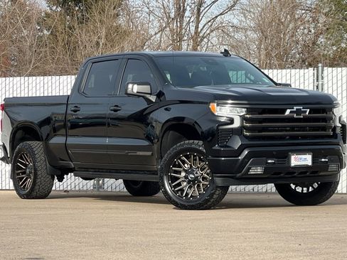 Used 2022 Chevrolet Silverado 1500 High Country w/ High Country Premium Package image 2