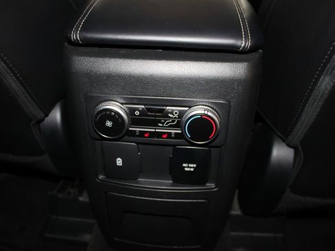 Used 2023 Ford Explorer Limited w/ Limited Technology Package RWD image 33