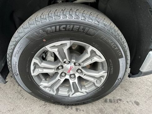 Used 2025 GMC Sierra 1500 SLT AWD/4WD image 8