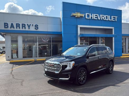 Used 2023 GMC Terrain Denali w/ Black Diamond Edition AWD/4WD image 1