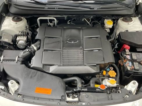 Used 2017 Subaru Outback 3.6R Limited AWD/4WD image 28