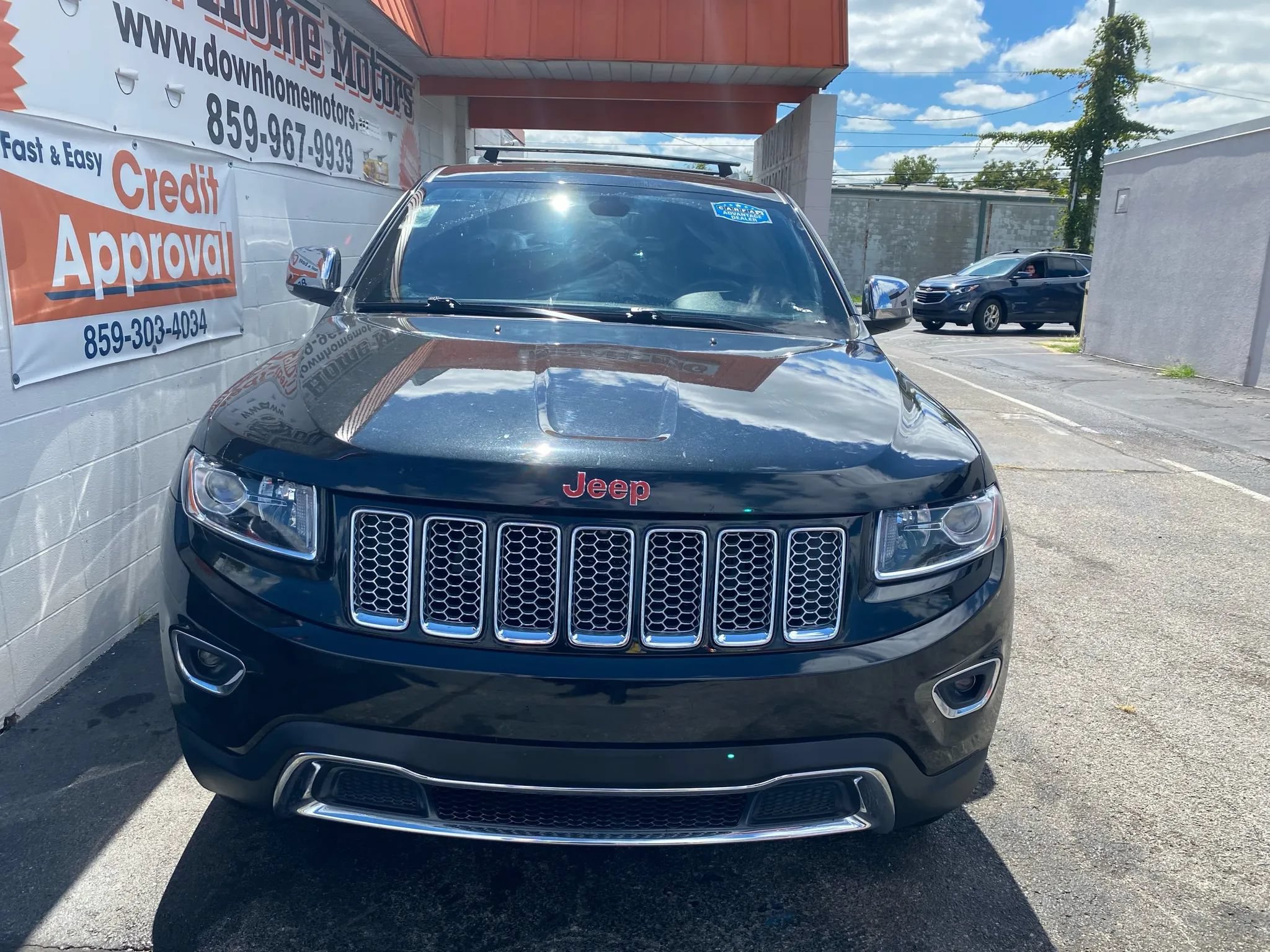 Used 2014 Jeep Grand Cherokee Limited AWD/4WD image 3