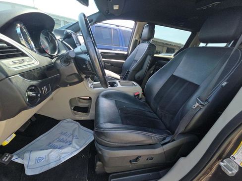 Used 2018 Dodge Grand Caravan SXT FWD image 10