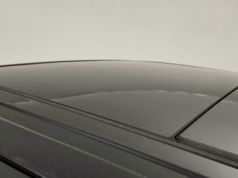 Used 2020 RAM 1500 Limited w/ Black Appearance Package AWD/4WD image 11