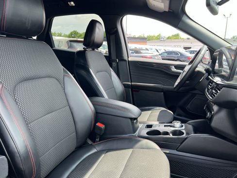 Used 2023 Ford Escape ST-Line Elite AWD/4WD image 26