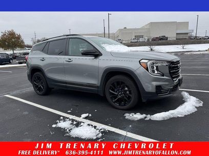 Used 2023 GMC Terrain SLE w/ Driver Convenience Package