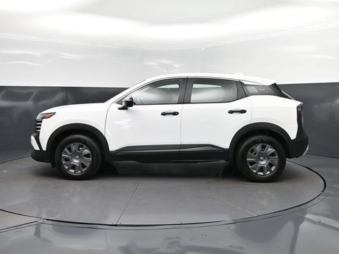 Used 2025 Nissan Kicks S AWD/4WD image 4