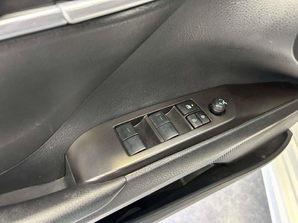 Certified 2024 Toyota Camry SE FWD image 15