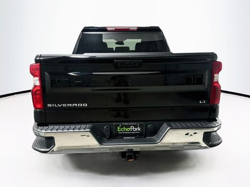 Used 2024 Chevrolet Silverado 1500 LT AWD/4WD image 7