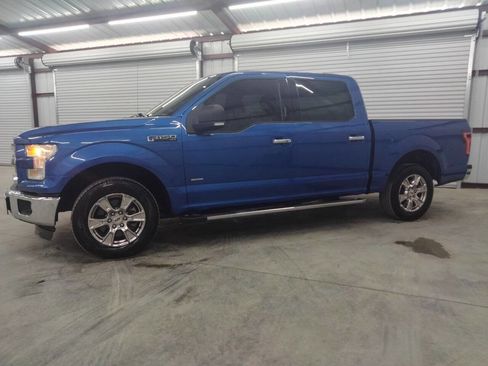 Used 2016 Ford F150 XLT w/ Equipment Group 301A Mid image 8