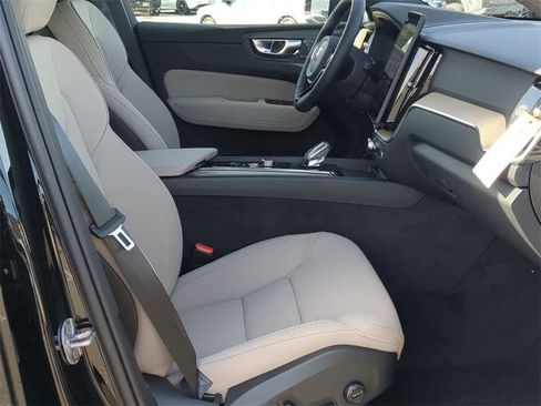 New 2026 Volvo XC60 B5 Plus w/ Protection Package Premier image 20