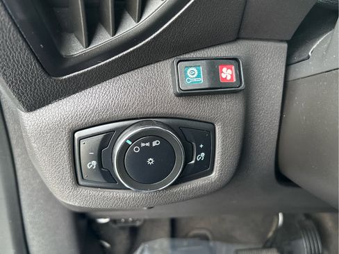 Used 2017 Ford Transit Connect XL image 29