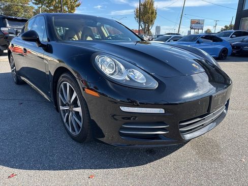 Used 2016 Porsche Panamera 4 Edition w/ Premium Package Plus image 5
