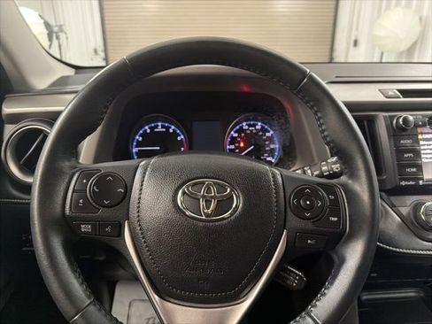 Used 2018 Toyota RAV4 XLE image 23