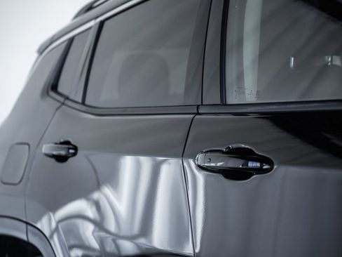 Certified 2022 Jeep Compass Limited w/ Sun and Sound Group image 21