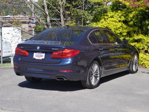 Used 2017 BMW 540i xDrive image 27