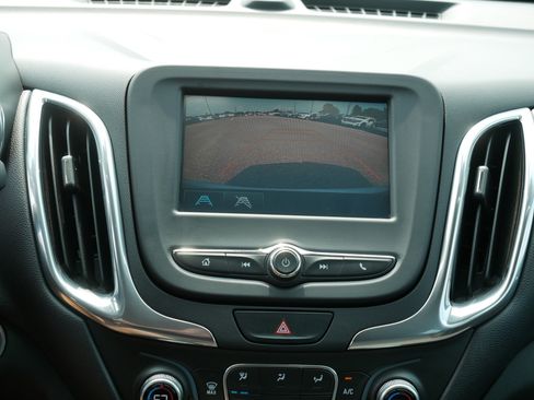 Used 2018 Chevrolet Equinox LT AWD/4WD image 27