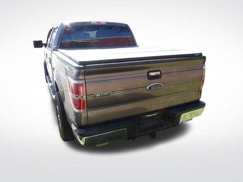 Used 2011 Ford F150 XLT w/ XLT Chrome Pkg AWD/4WD image 9