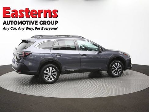 Used 2023 Subaru Outback Premium AWD/4WD image 41