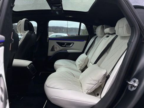 Used 2023 Mercedes-Benz EQS AMG 4MATIC image 22