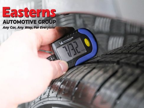 Used 2018 Buick Encore Essence w/ Experience Buick Package image 27