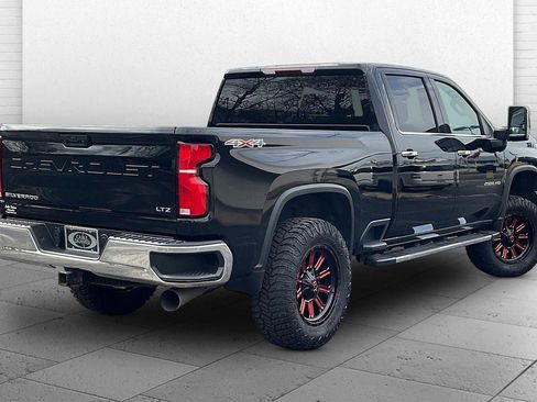 Used 2024 Chevrolet Silverado 2500 LTZ AWD/4WD image 14