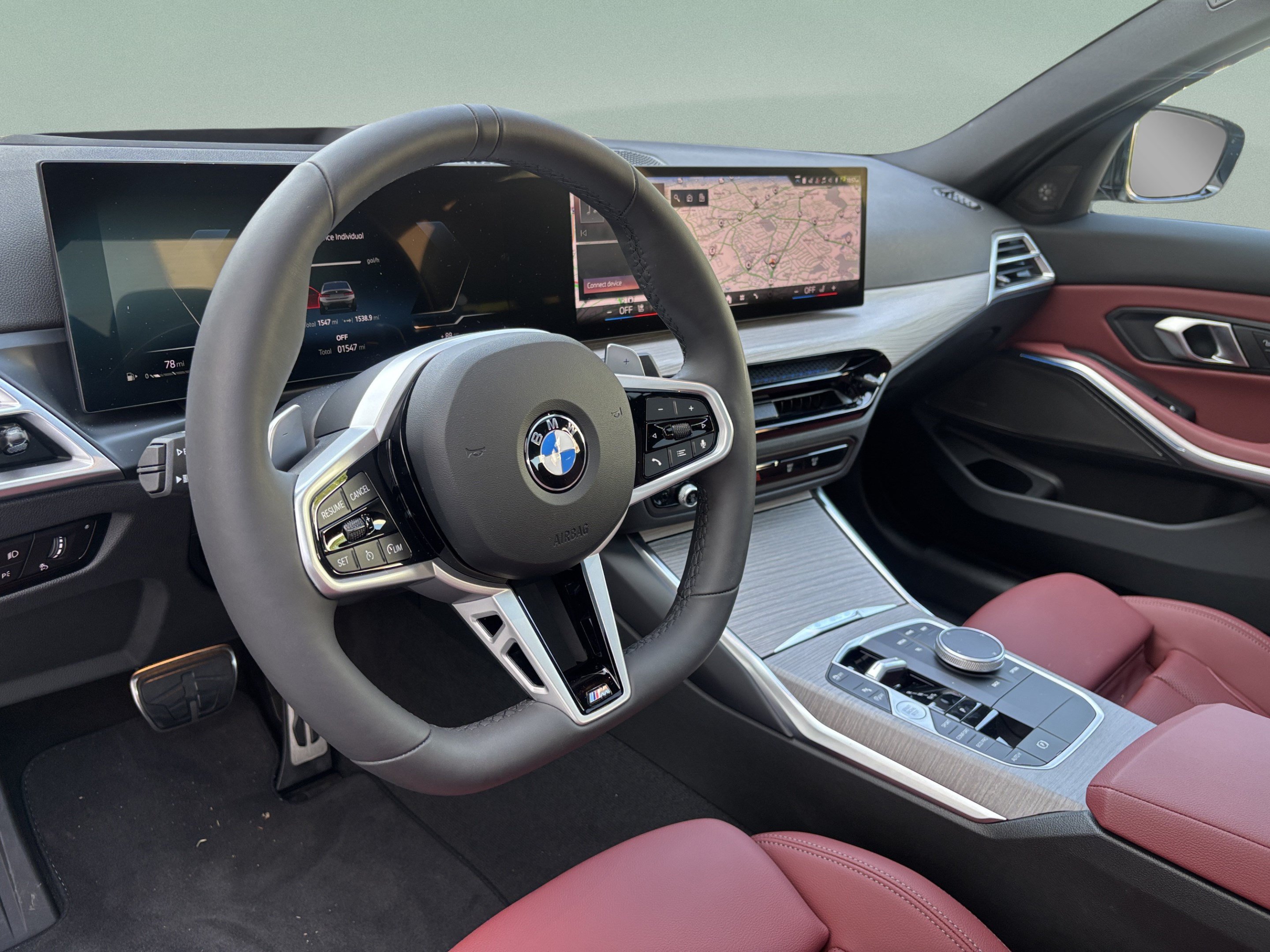 Used 2026 BMW 330i Sedan w/ M Sport Package RWD image 22