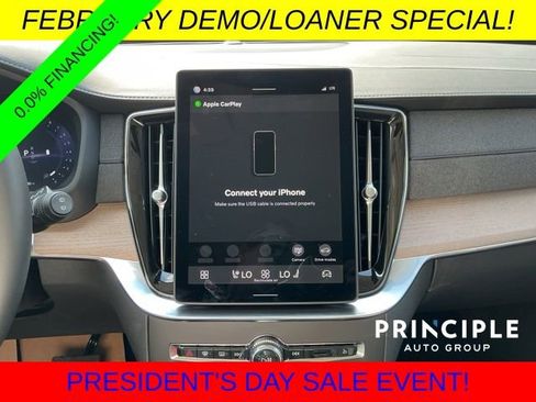 New 2026 Volvo XC90 B5 Plus w/ Protection Package Premier image 18
