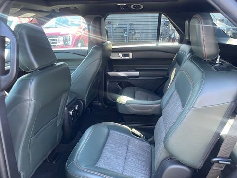 Used 2024 Ford Explorer Timberline w/ Timberline Technology Package AWD/4WD image 11