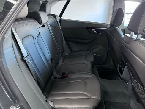 Used 2019 Audi Q8 Prestige image 36