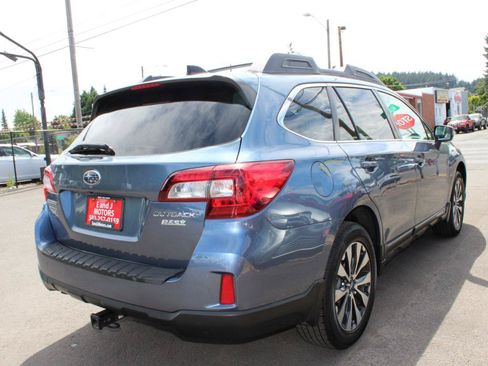 Used 2016 Subaru Outback 2.5i Limited AWD/4WD image 6