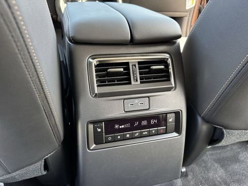 New 2026 MAZDA CX-70 SC Plus AWD/4WD image 37