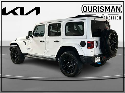 Used 2023 Jeep Wrangler Unlimited Sahara w/ Cold Weather Group image 3