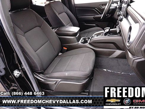 Used 2024 Chevrolet Colorado LT w/ LT Convenience Package II image 11