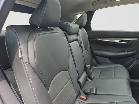 Used 2023 INFINITI QX50 Luxe FWD image 45
