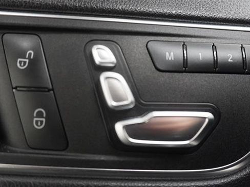 Used 2019 Mercedes-Benz GLA 250 4MATIC image 28