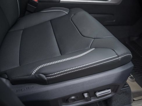 New 2026 Toyota Tundra Limited AWD/4WD image 35
