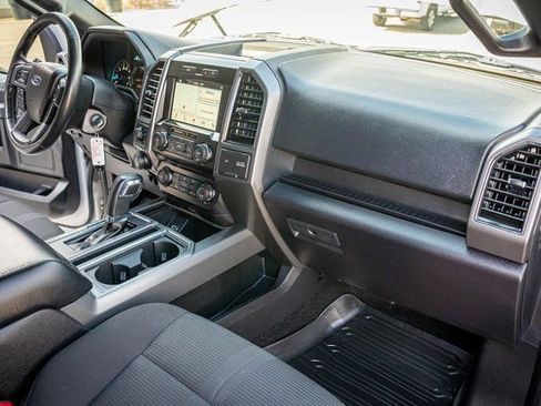 Used 2017 Ford F150 XLT w/ Equipment Group 302A Luxury AWD/4WD image 34