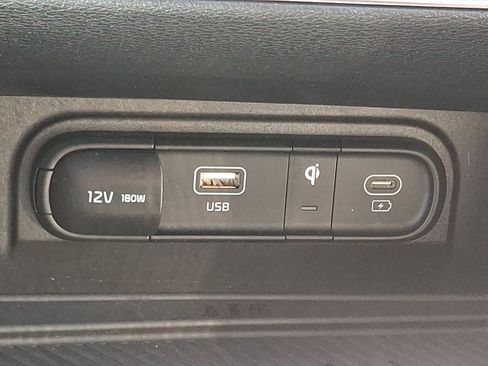 Used 2025 Kia Sportage EX AWD/4WD image 25
