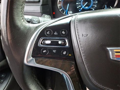 Used 2017 Cadillac Escalade ESV Platinum image 25