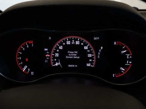 Used 2020 Dodge Durango SXT image 23