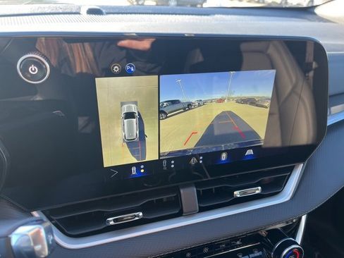 New 2026 Chevrolet Equinox LT w/ Convenience Package II image 63