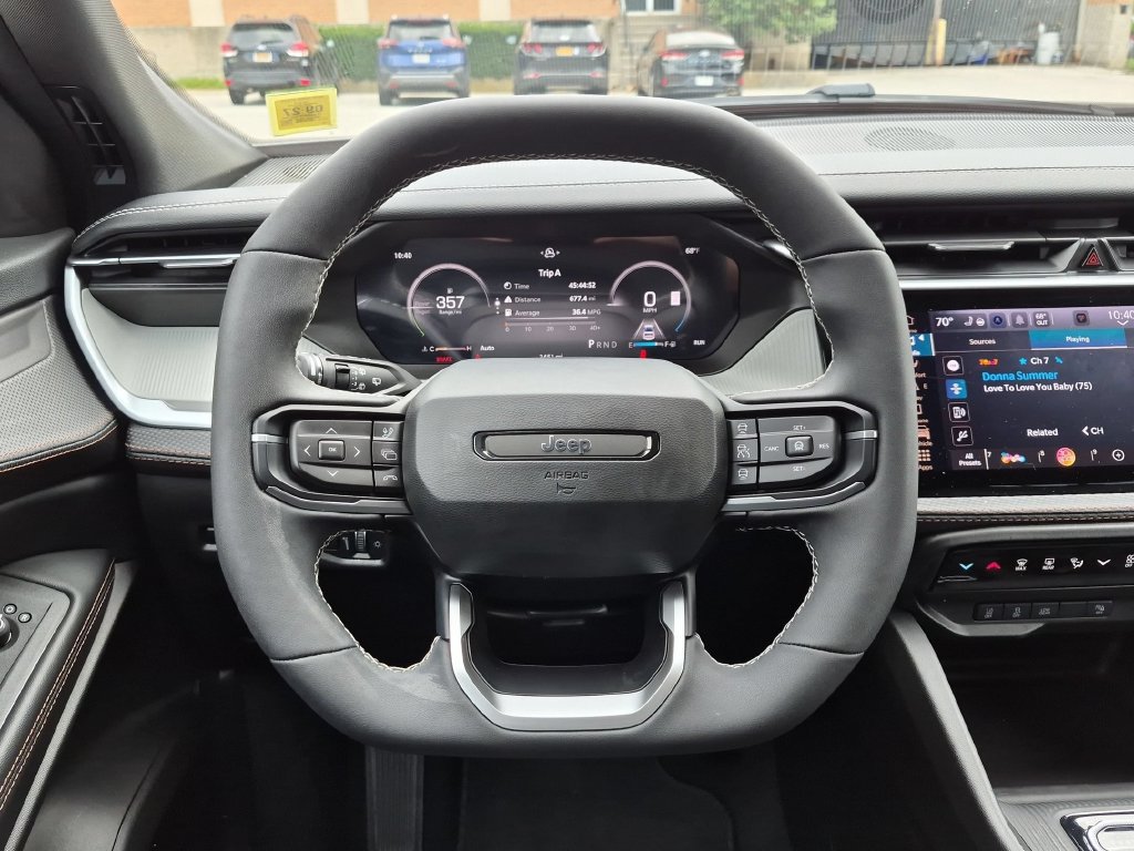Used 2026 Jeep Cherokee Limited AWD/4WD image 16