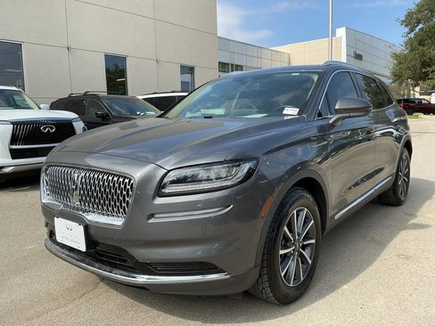 Used 2022 Lincoln Nautilus FWD image 7