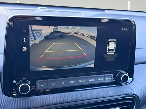 Used 2023 Hyundai Kona Limited FWD image 15