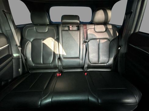 Used 2024 Jeep Grand Cherokee Limited RWD image 30