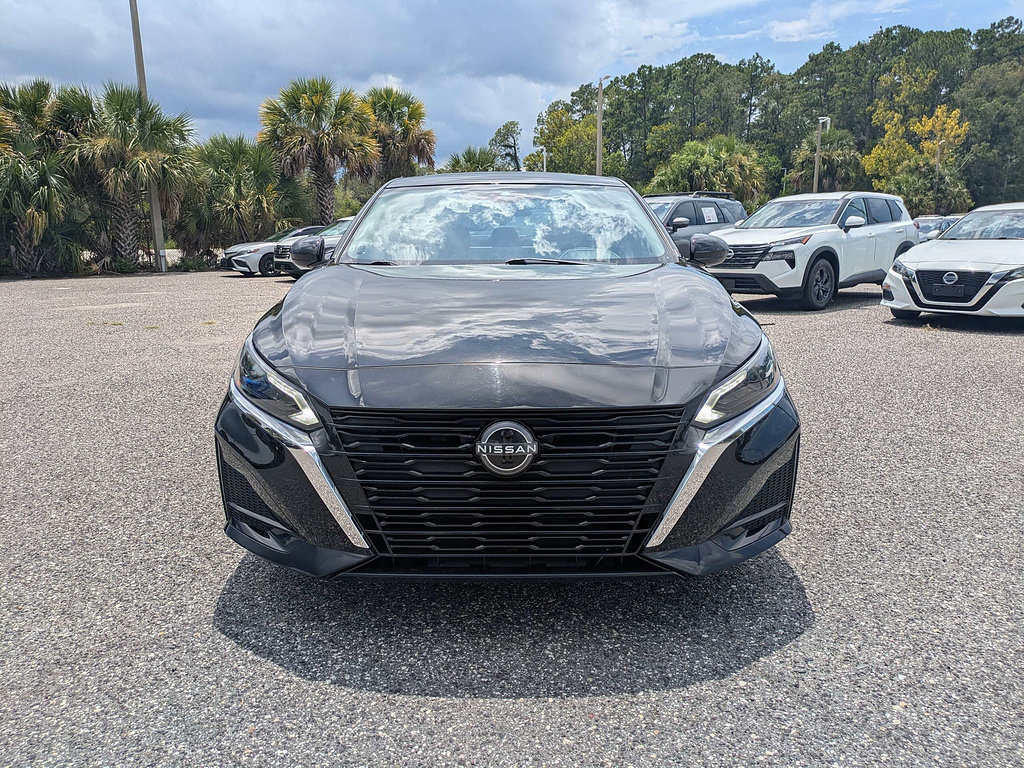 Used 2025 Nissan Altima 2.5 SV w/ SV Special Edition Package FWD image 8