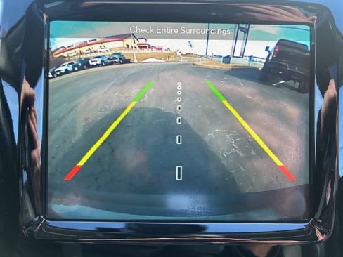 Used 2019 Jeep Cherokee Limited w/ Luxury Group image 31